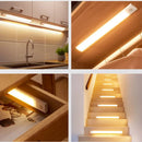 Luz LED con sensor de movimiento ideal para cocinas, escaleras y espacios oscuros