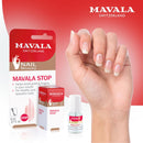 Esmalte Mavala Stop original en empaque con uñas saludables y hermosas al fondo